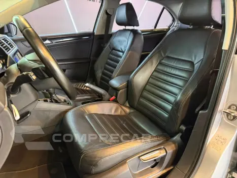 Jetta 2.0 Tsi Highline 211Cv Gasolina 4P Tiptronic