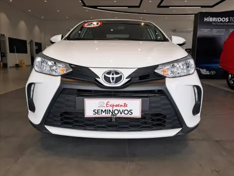 YARIS 1.5 16V FLEX SEDAN XL LIVE MULTIDRIVE