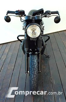 TRIUMPH BONNEVILLE T100 BLACK 900