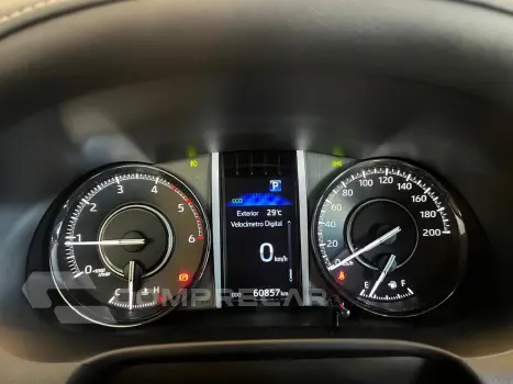 HILUX SW4 2.8 D-4d Turbo Diamond 7L 4X4