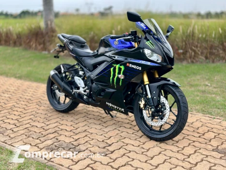 YZF R3 MONSTER