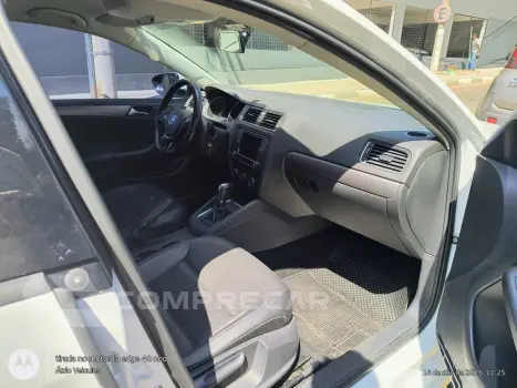 JETTA Comfortline 1.4 TSI 16V 4p Aut.