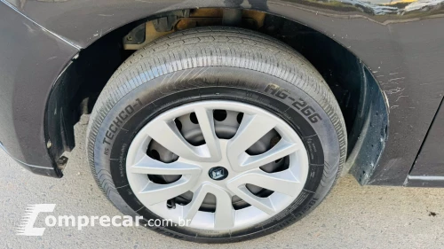 LOGAN 1.0 12V SCE ZEN