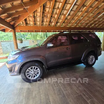 HILUX SW4 3.0 SR 4X4 16V Turbo Intercooler