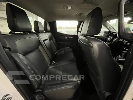 TRITON 2.4 Biturbo CD Hpe-s 4X4
