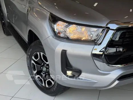 Hilux Caminhonete 2.8 16V SRV 4X4 DIESEL CABINE DUPLA AUTOMÁ