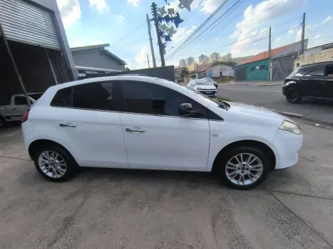 Bravo ESSENCE Dualogic 1.8 Flex 16V 5p