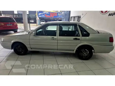 SANTANA 1.8 MI 8V GASOLINA 4P MANUAL