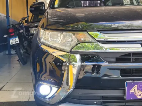 OUTLANDER 2.0 16V 160cv Aut.