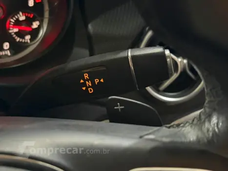 GLA 200 1.6 CGI FLEX STYLE 7G-DCT