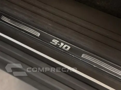 S10 2.8 HIGH COUNTRY 4X4 CD 16V TURBO DIESEL 4P AUTOMÁTICO