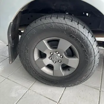 Frontier LE ATTACK CD 4x4 2.5 TB Die.Aut