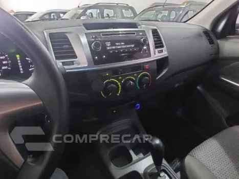 HILUX - 2.7 SR 4X2 CD 16V 4P AUTOMÁTICO