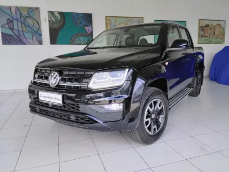 Volkswagen AMAROK 3.0 V6 TDI DIESEL COMFORTLINE CD 4MOTION AUTOMÁTICO 4 portas