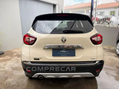 CAPTUR Intense 1.6 16V Flex 5p Aut.