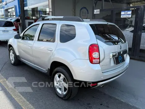 DUSTER Dynamique 4x4 2.0 Hi-Flex 16V Mec