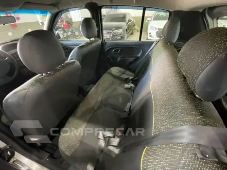 Clio 1.0 EXPRESSION 16V FLEX 4P MANUAL
