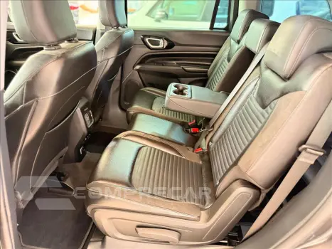 COMMANDER 1.3 T270 TURBO FLEX LIMITED AT6