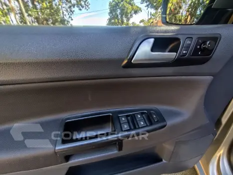 POLO 1.6 MI 8V FLEX 4P MANUAL