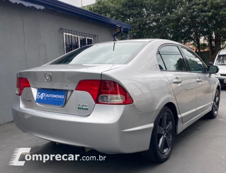 Civic 1.8 16V 4P LXS