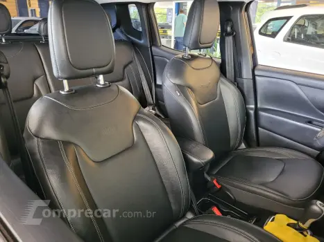 Renegade Long. T270 1.3 TB 4x2 Flex Aut.