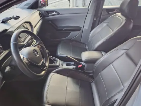 VOLKSWAGEN T-CROSS 1.0 200 TSI TOTAL AUTOMÁTICO