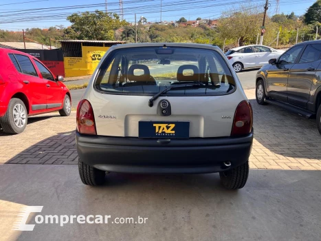 Corsa Hatch 1.0 16V SUPER