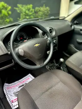 CELTA 1.0 MPFI LT 8V