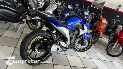 FZ25 ABS