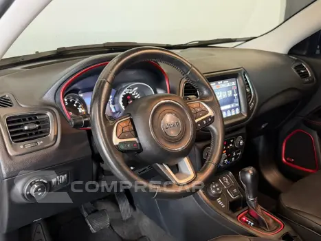 COMPASS 2.0 16V DIESEL TRAILHAWK 4X4 AUTOMÁTICO