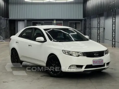 CERATO - 1.6 EX SEDAN 16V 4P AUTOMÁTICO