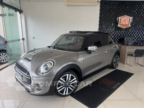 MINI COOPER 2.0 16V Twinpower S 2 portas