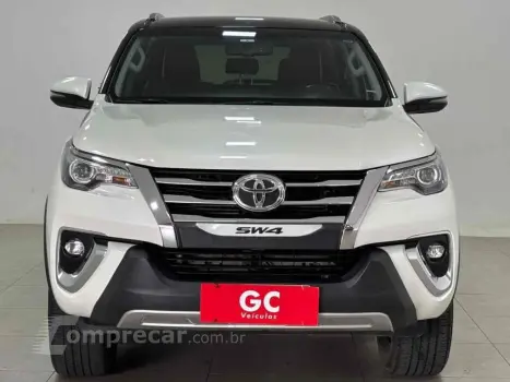 HILUX SW4 2.8 SRX 4X4 16V TURBO INTERCOOLER DIESEL 4P AUTOMÁ