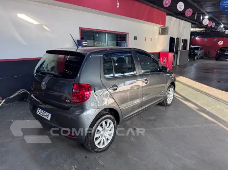 Fox 1.6 MI flex completo