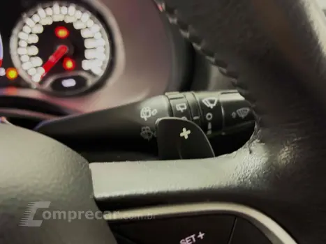 RENEGADE 1.8 16V FLEX LONGITUDE 4P AUTOMÁTICO