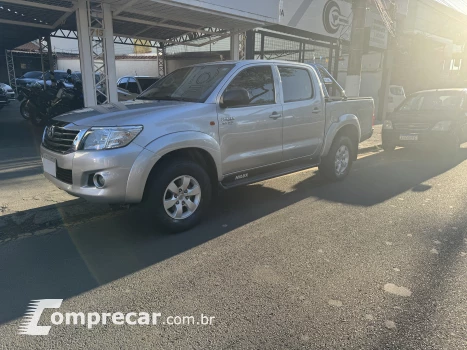 Toyota HILUX 2.7 SR 4X2 CD 16V 4 portas