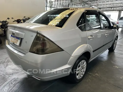 FIESTA 1.6 MPI Class Sedan 8V