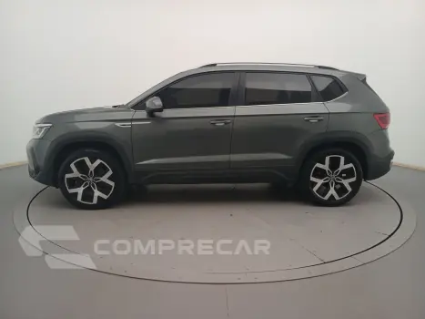 TAOS 1.4 250 TSI TOTAL FLEX HIGHLINE AUTOMÁTICO