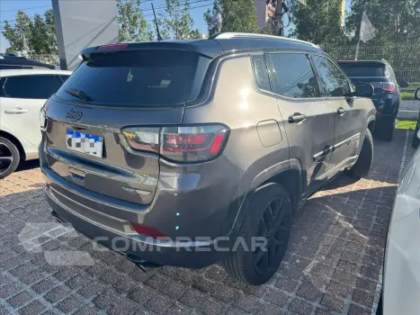 COMPASS 2.0 HURRICANE 4 TURBO GASOLINA BLACKHAWK