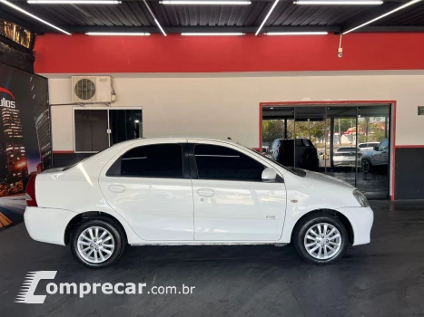 ETIOS 1.5 XLS Sedan 16V