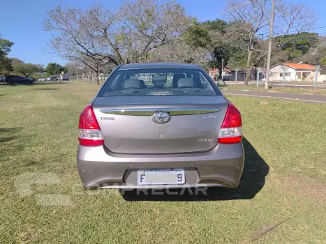 ETIOS 1.5 XLS Sedan 16V