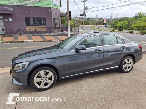 Mercedes-Benz C 200 2.0 CGI Avantgarde 16V 4 portas