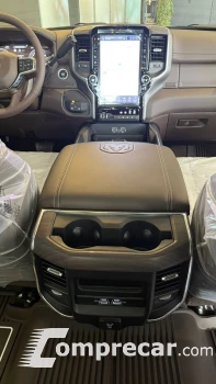 2500 6.7 Laramie 4X4 CD I6 Turbo