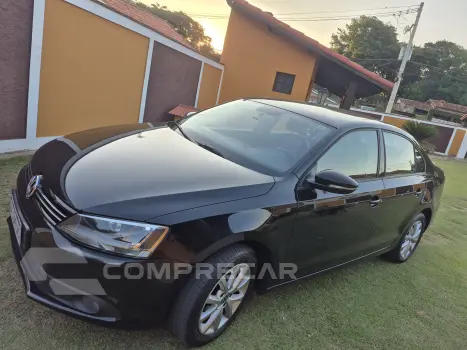 Volkswagen JETTA 2.0 Comfortline 4 portas