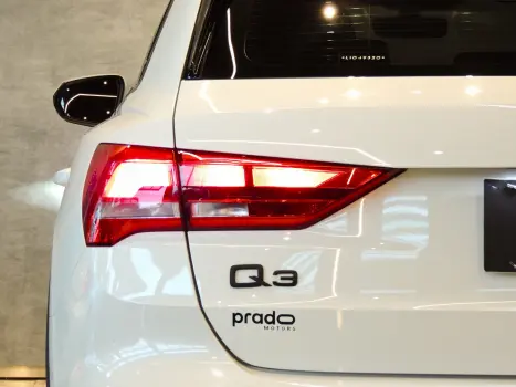 Q3 1.4 TFSI Prestige S Tronic