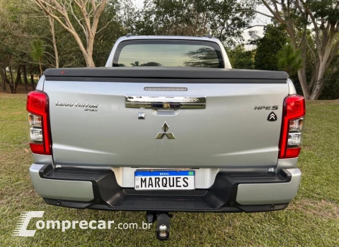 L200 TRITON 2.4 16V Turbo Sport Hpe-s CD 4X4