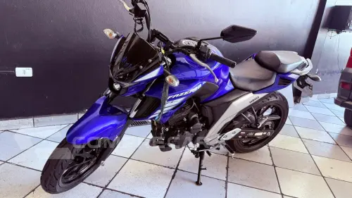 FZ25 ABS