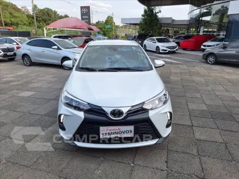 Toyota YARIS 1.5 16V FLEX SEDAN XS MULTIDRIVE 4 portas