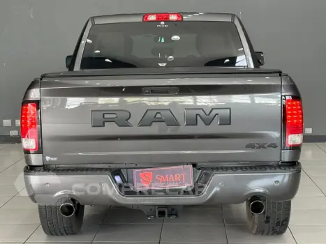 CLASSIC 5.7 V8 GASOLINA LARAMIE CD 4X4 AUTOMÁTICO
