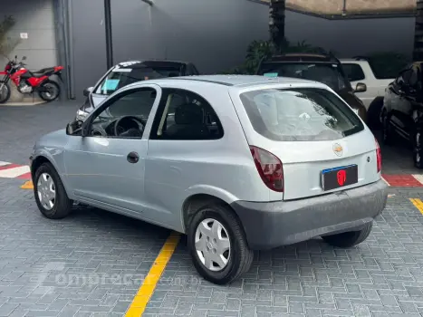 CELTA 1.0 MPFI Life 8V